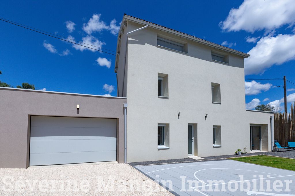 Achat maison à vendre 4 chambres 138 m² - Romans-sur-Isère