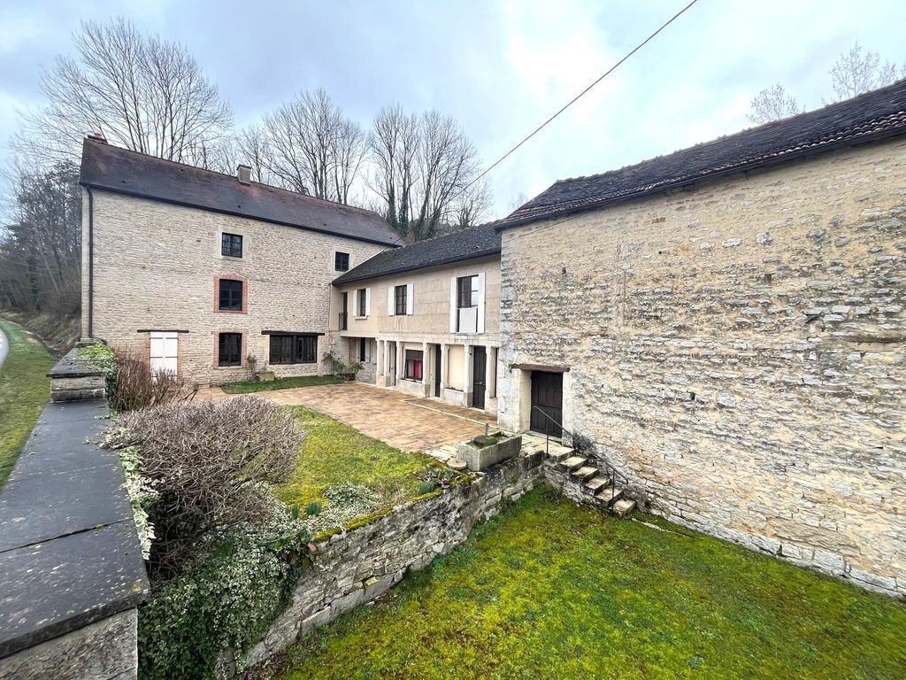 Achat maison à vendre 4 chambres 224 m² - Aisey-sur-Seine