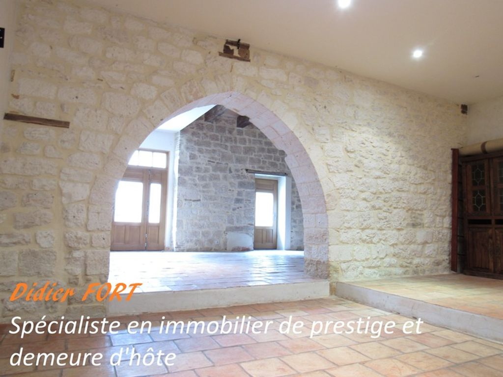 Achat maison à vendre 5 chambres 223 m² - Castelnau-de-Montmiral