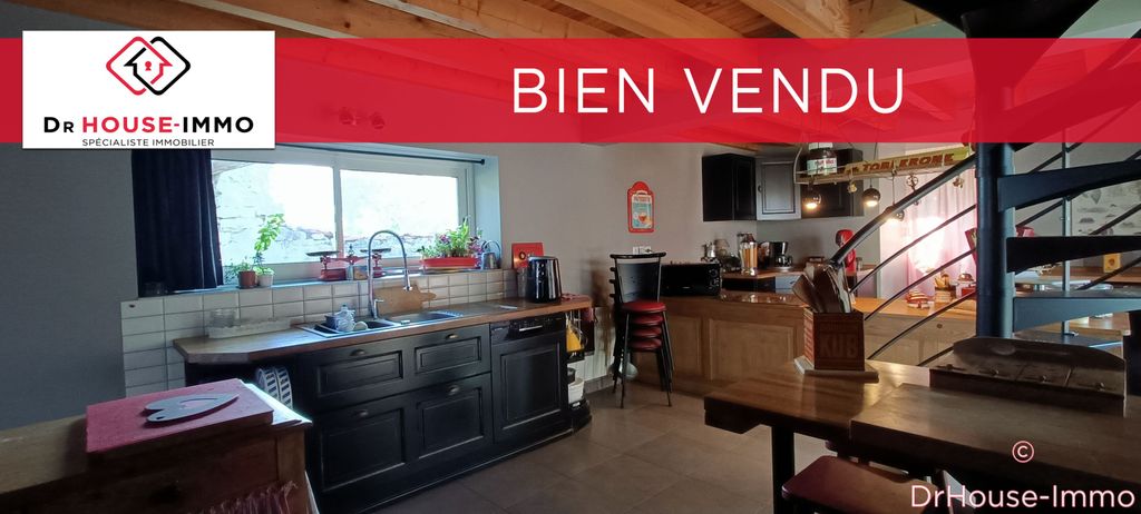 Achat maison à vendre 4 chambres 252 m² - Sussat