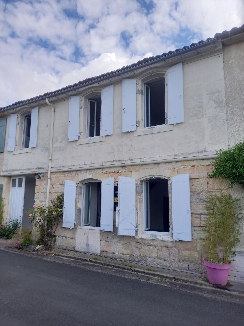 Achat maison à vendre 2 chambres 133 m² - Bayon-sur-Gironde