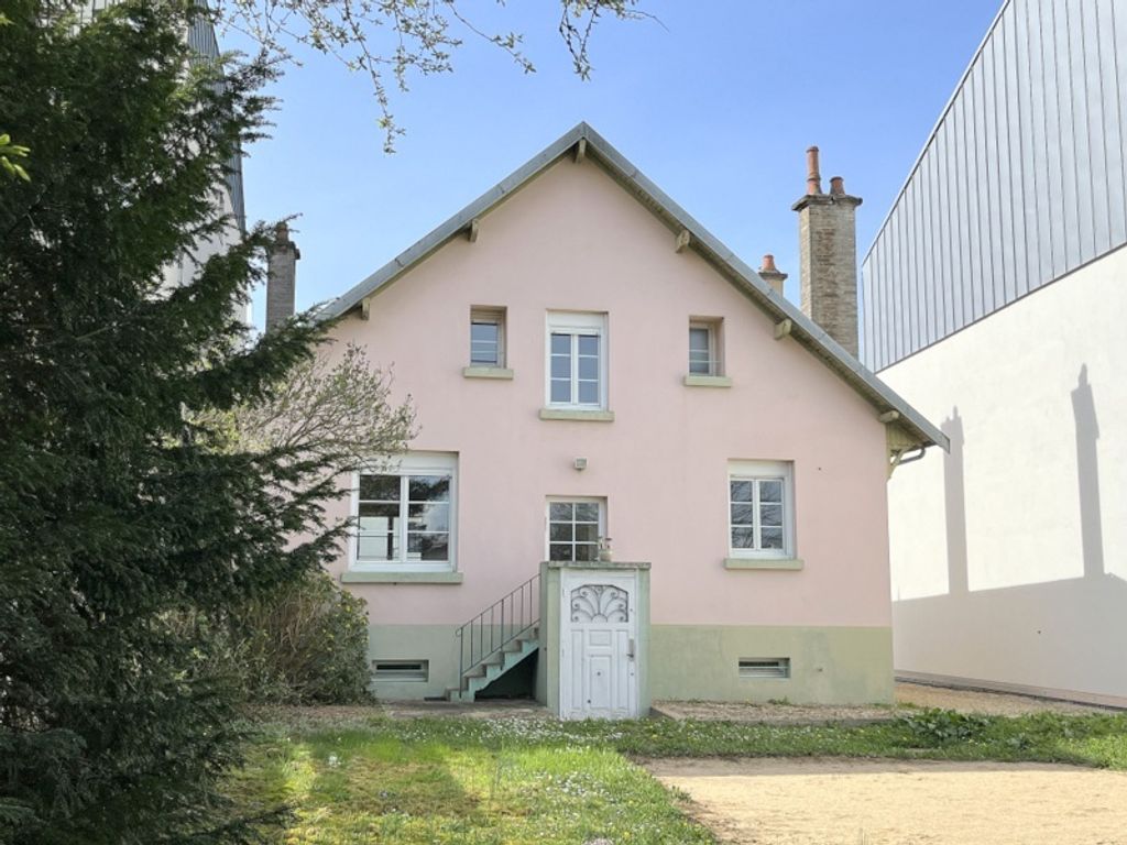 Achat maison à vendre 4 chambres 116 m² - Dijon
