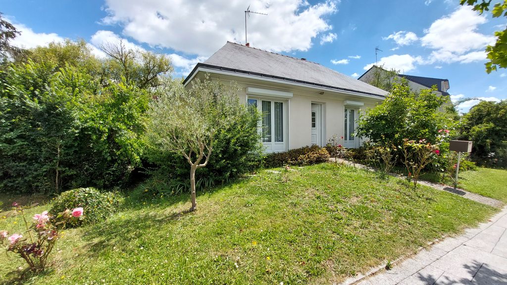 Achat maison à vendre 3 chambres 100 m² - Saint-Barthélemy-d'Anjou