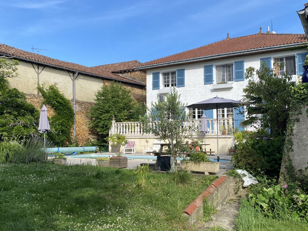 Achat maison à vendre 5 chambres 258 m² - Saint-Loubouer