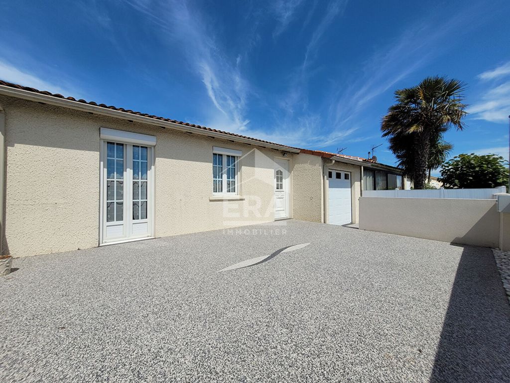 Achat maison à vendre 2 chambres 67 m² - La Rochelle