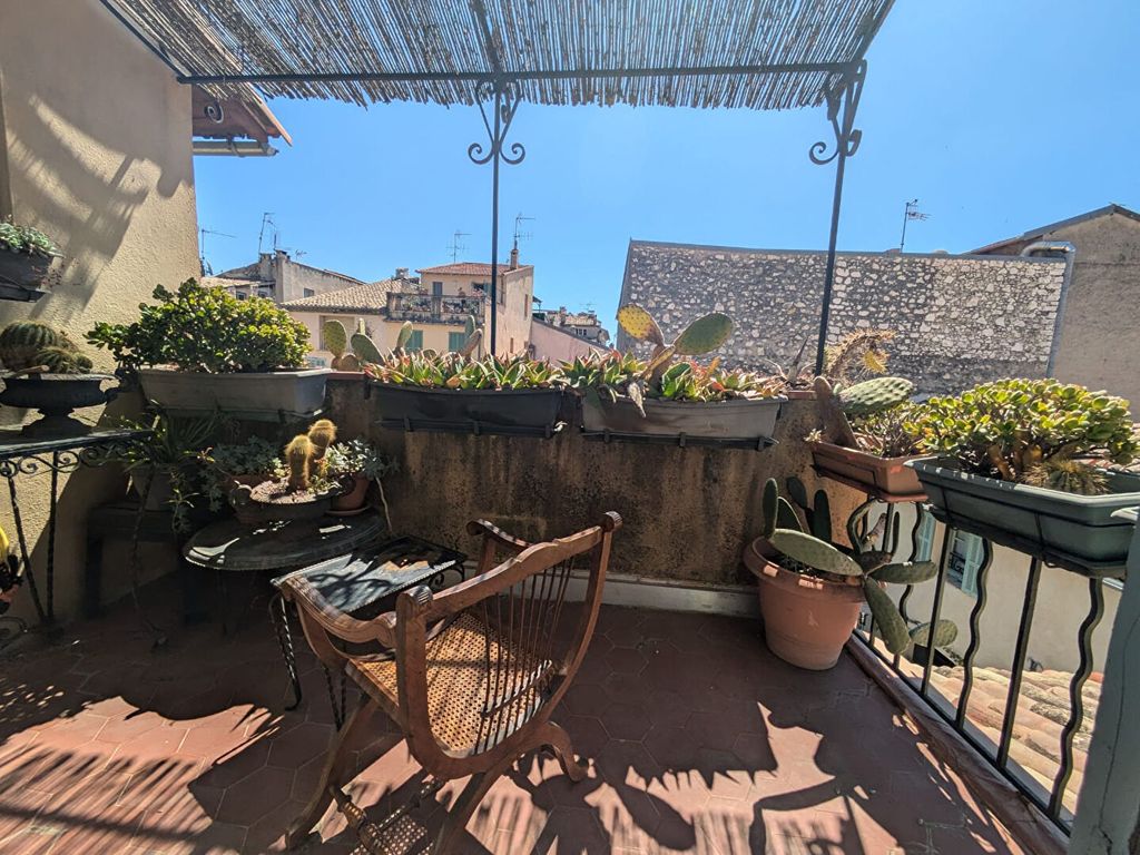 Achat maison à vendre 3 chambres 115 m² - Vence