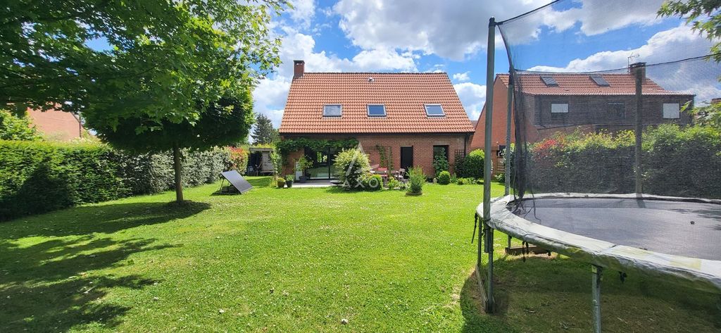 Achat maison à vendre 5 chambres 123 m² - Cappelle-en-Pévèle