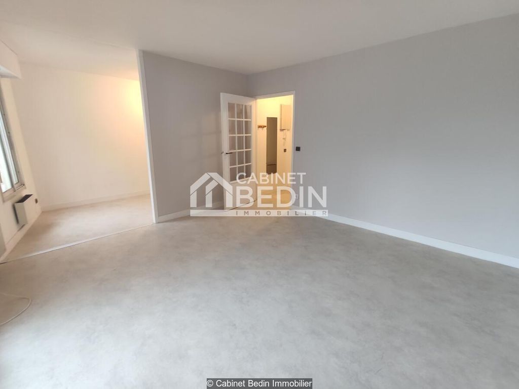 Achat studio à vendre 33 m² - Saint-Médard-en-Jalles