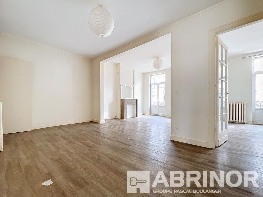 Achat appartement à vendre 5 pièces 103 m² - Lille