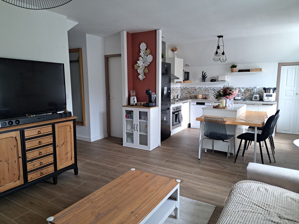 Achat appartement à vendre 4 pièces 84 m² - Ondres