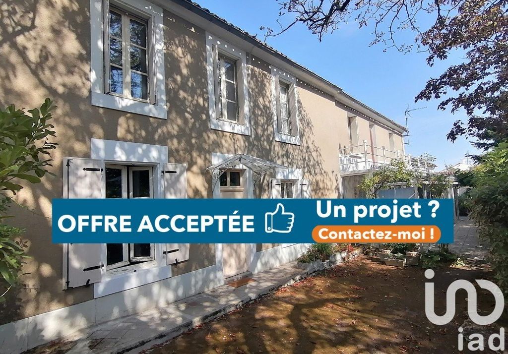 Achat maison à vendre 7 chambres 230 m² - Longèves