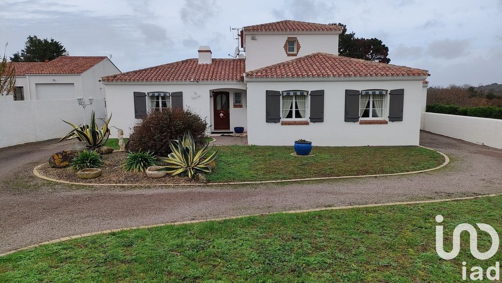 Achat maison à vendre 3 chambres 165 m² - Brem-sur-Mer