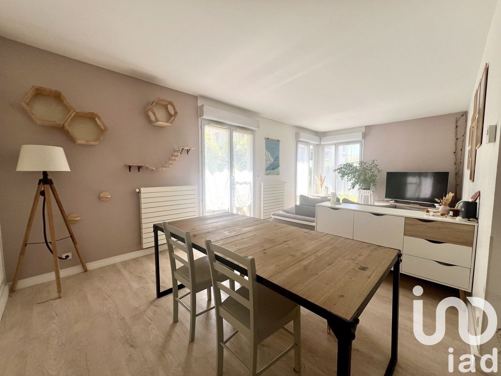 Achat appartement à vendre 3 pièces 73 m² - Tassin-la-Demi-Lune