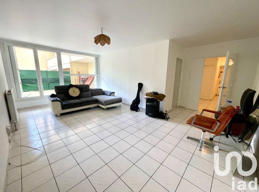 Achat appartement à vendre 2 pièces 67 m² - Épinay-sur-Seine