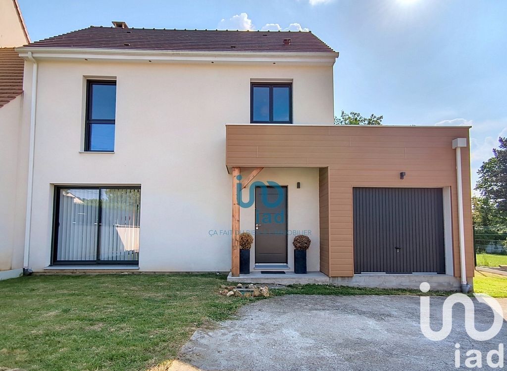 Achat maison à vendre 3 chambres 93 m² - Fontenay-Trésigny