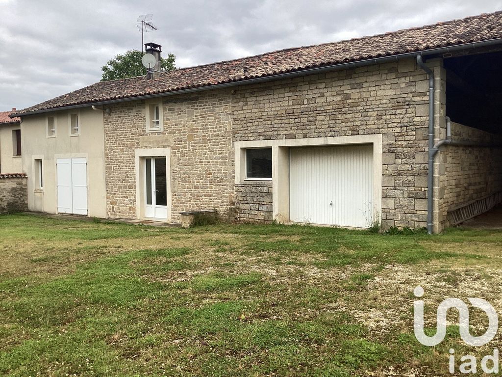 Achat maison à vendre 3 chambres 136 m² - Paizay-Naudouin-Embourie