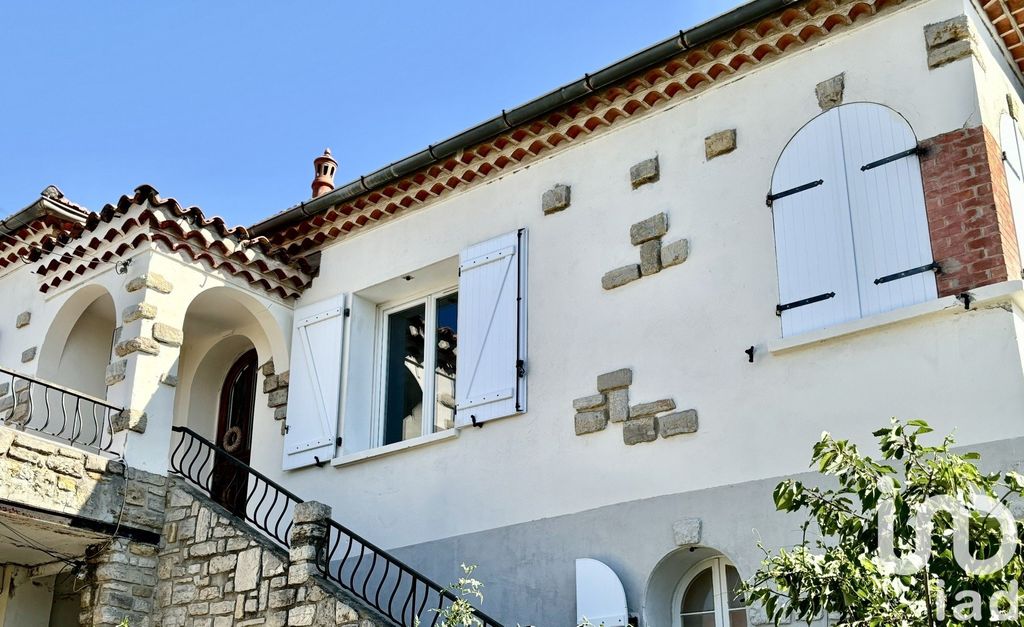 Achat appartement à vendre 5 pièces 105 m² - Toulon