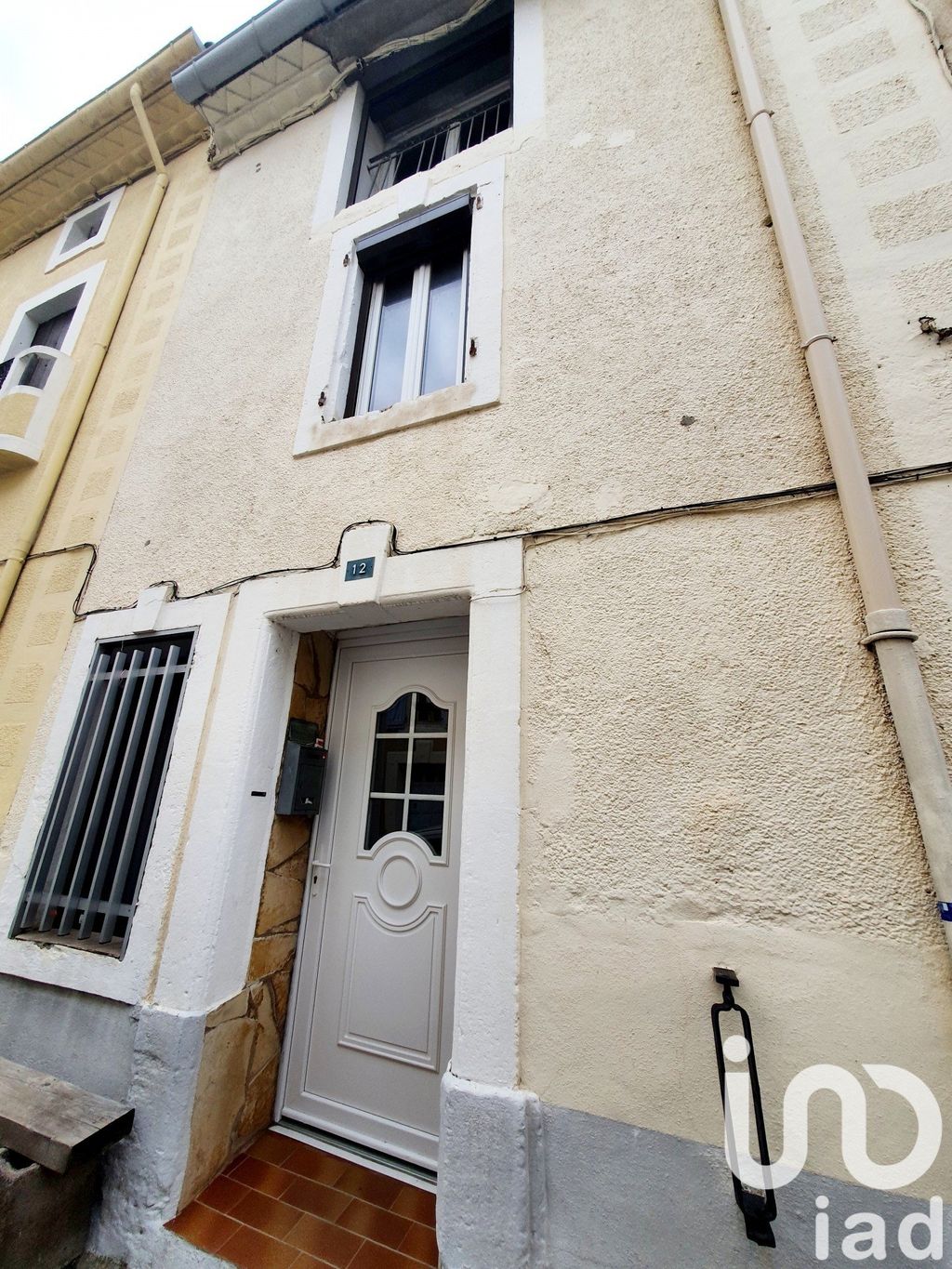 Achat maison à vendre 2 chambres 71 m² - Gabian