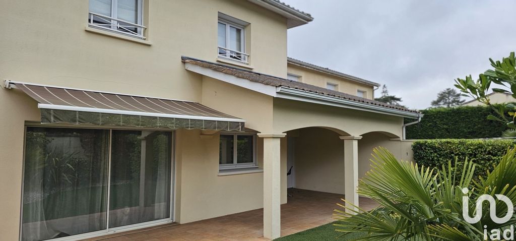 Achat maison à vendre 3 chambres 128 m² - Mérignac