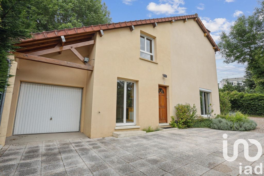 Achat maison à vendre 4 chambres 120 m² - Chaville