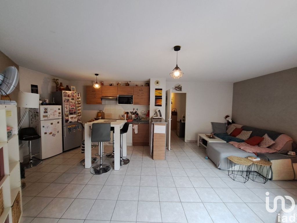 Achat appartement à vendre 3 pièces 68 m² - Saint-André-de-la-Roche