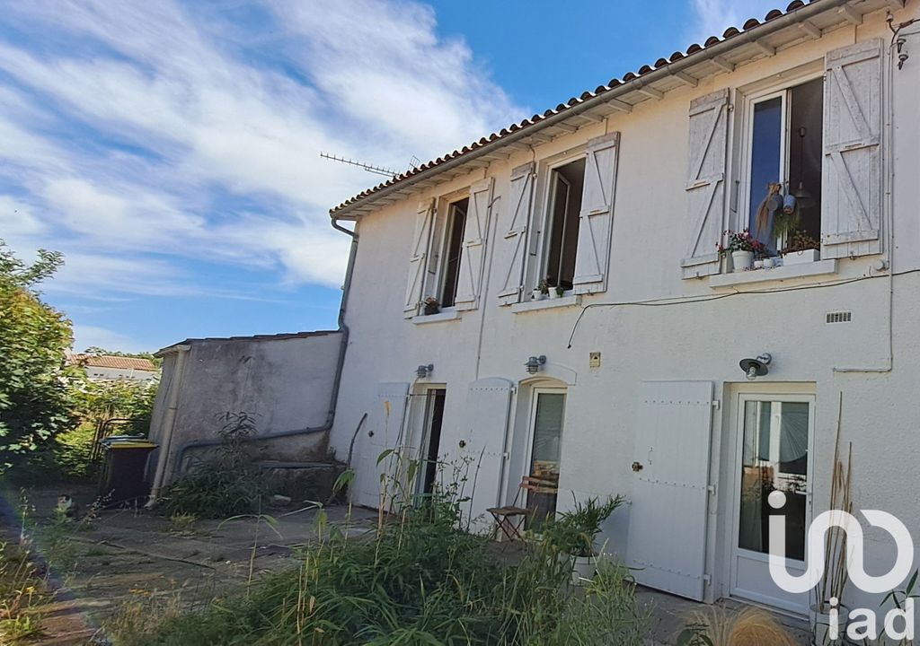 Achat maison à vendre 2 chambres 59 m² - La Tremblade