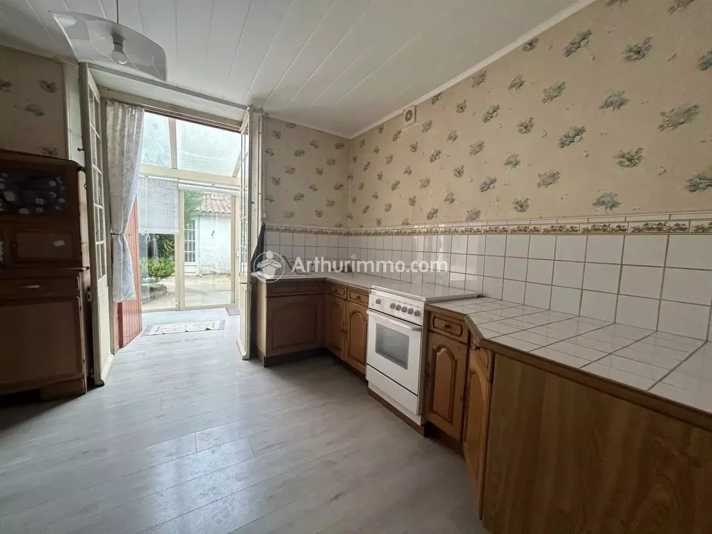 Achat maison 6 chambre(s) - Saint-Jean-d'Angély