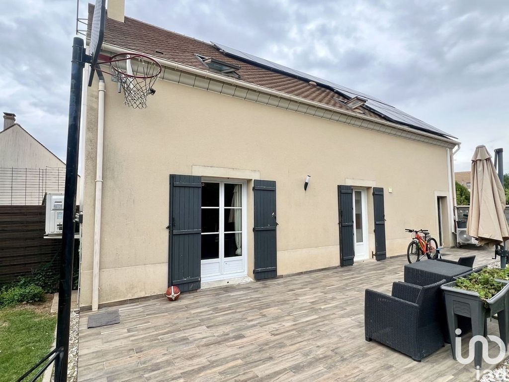 Achat maison à vendre 5 chambres 130 m² - Magny-en-Vexin