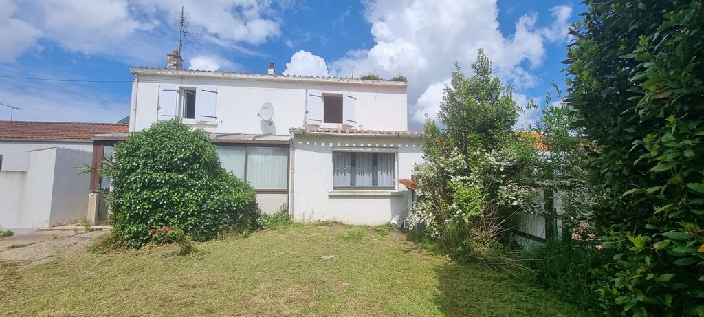 Achat maison à vendre 4 chambres 120 m² - L'Aiguillon-sur-Vie