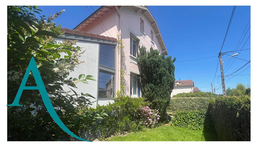 Achat maison à vendre 4 chambres 210 m² - Épinal