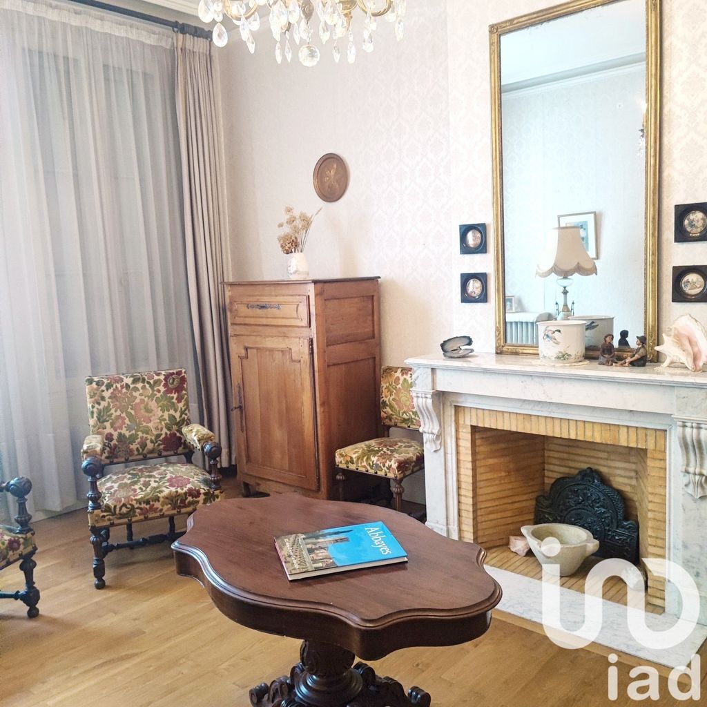 Achat maison à vendre 6 chambres 225 m² - Libourne