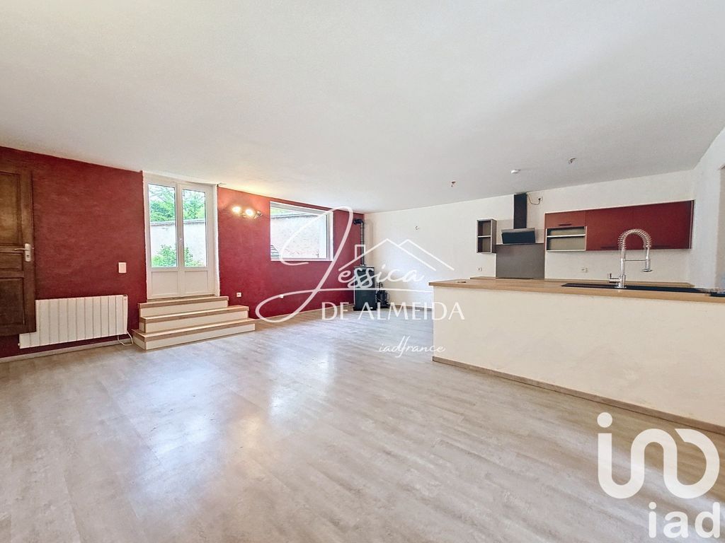 Achat maison à vendre 5 chambres 181 m² - Ermenonville