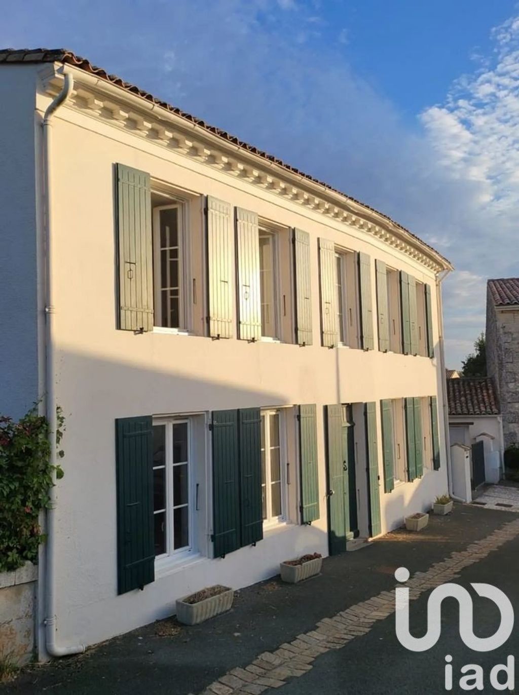 Achat maison à vendre 4 chambres 163 m² - Meschers-sur-Gironde