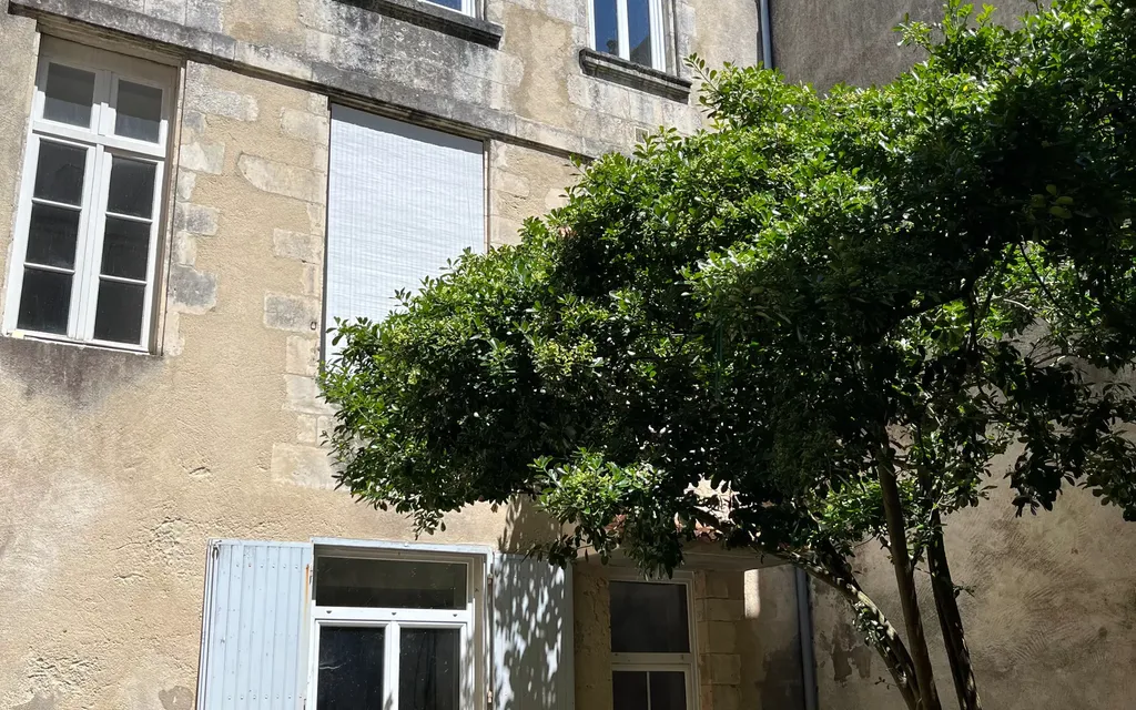 Achat appartement à vendre 2 pièces 48 m² - La Rochelle