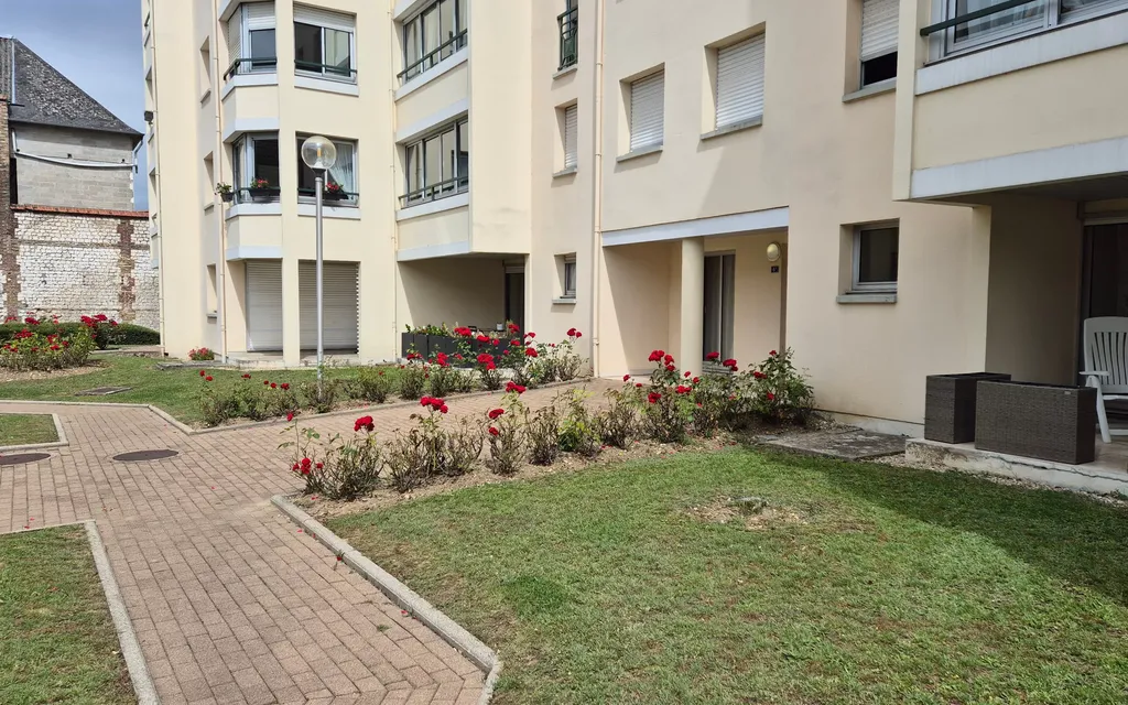 Achat appartement à vendre 4 pièces 88 m² - Saint-Aubin-lès-Elbeuf