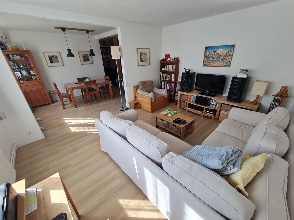 Achat appartement à vendre 5 pièces 99 m² - Romagnat