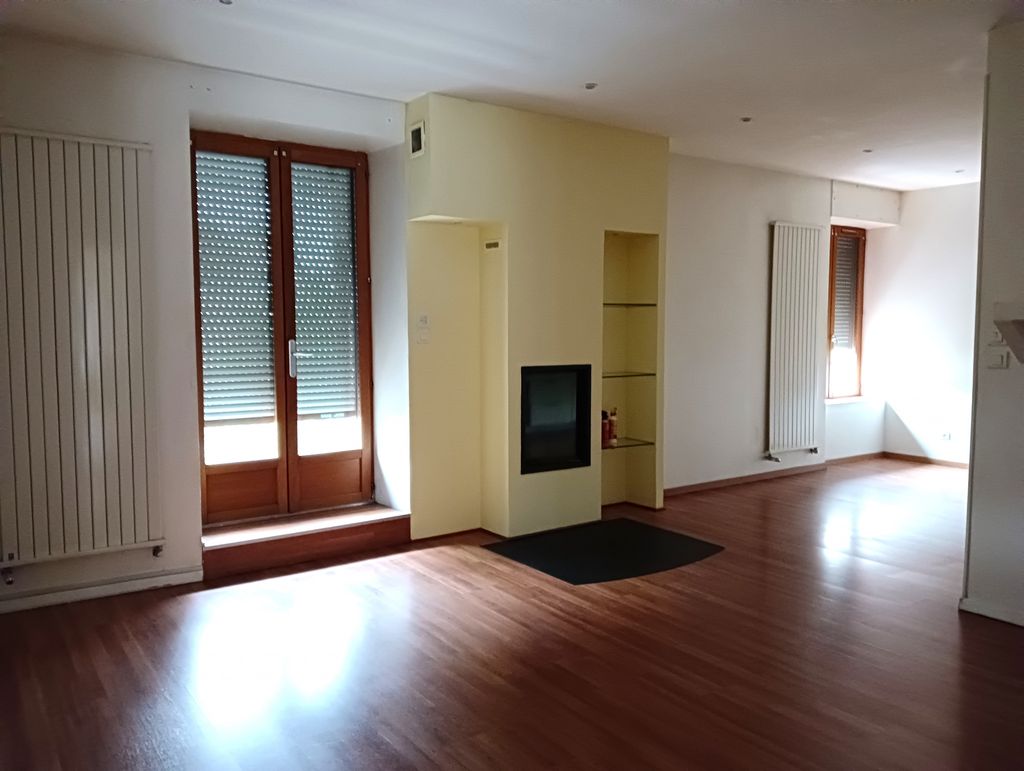 Achat appartement à vendre 4 pièces 93 m² - Luxeuil-les-Bains