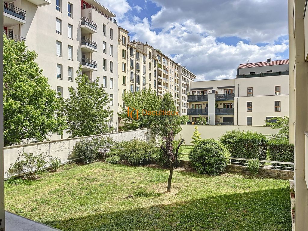 Achat appartement à vendre 2 pièces 49 m² - Villeurbanne