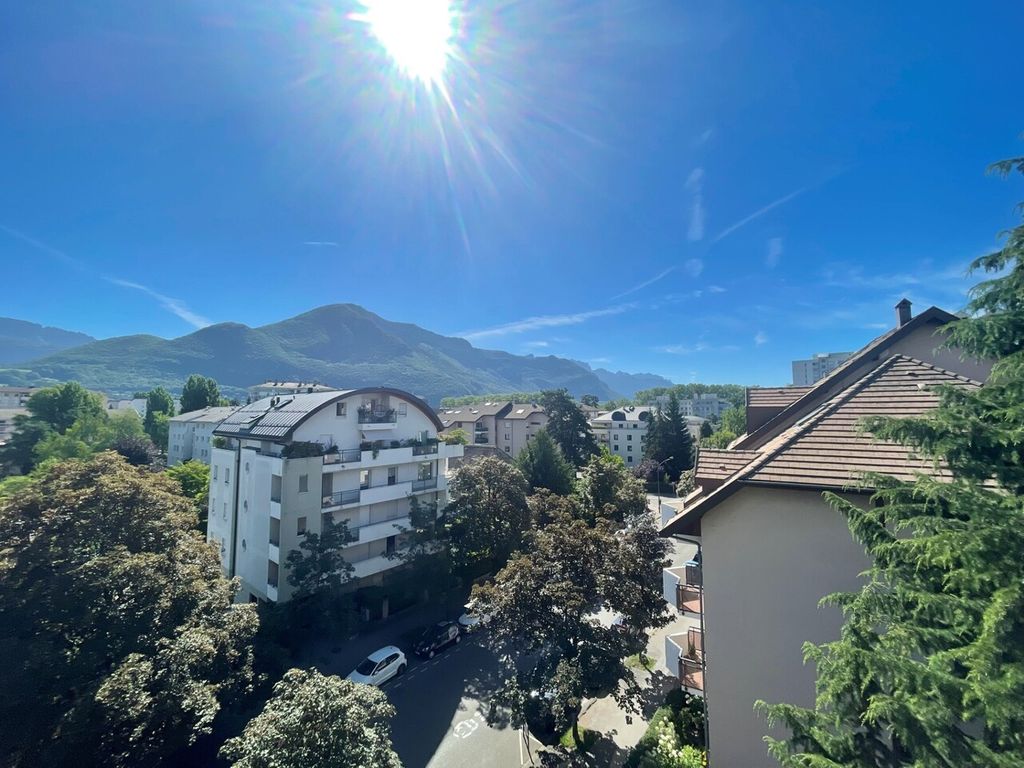 Achat appartement à vendre 4 pièces 136 m² - Annecy