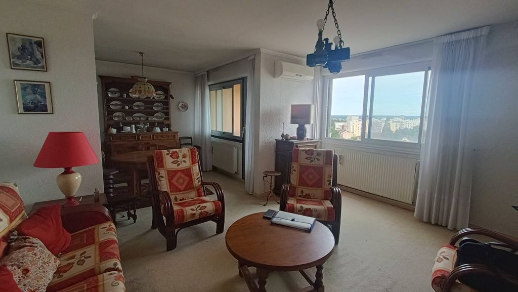 Achat appartement à vendre 4 pièces 82 m² - Chalon-sur-Saône