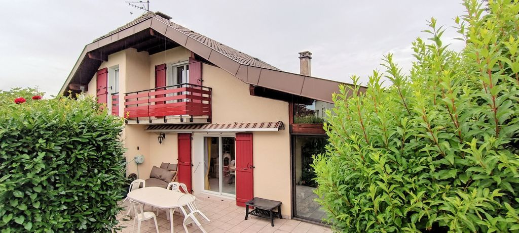 Achat maison à vendre 4 chambres 138 m² - Villy-le-Pelloux