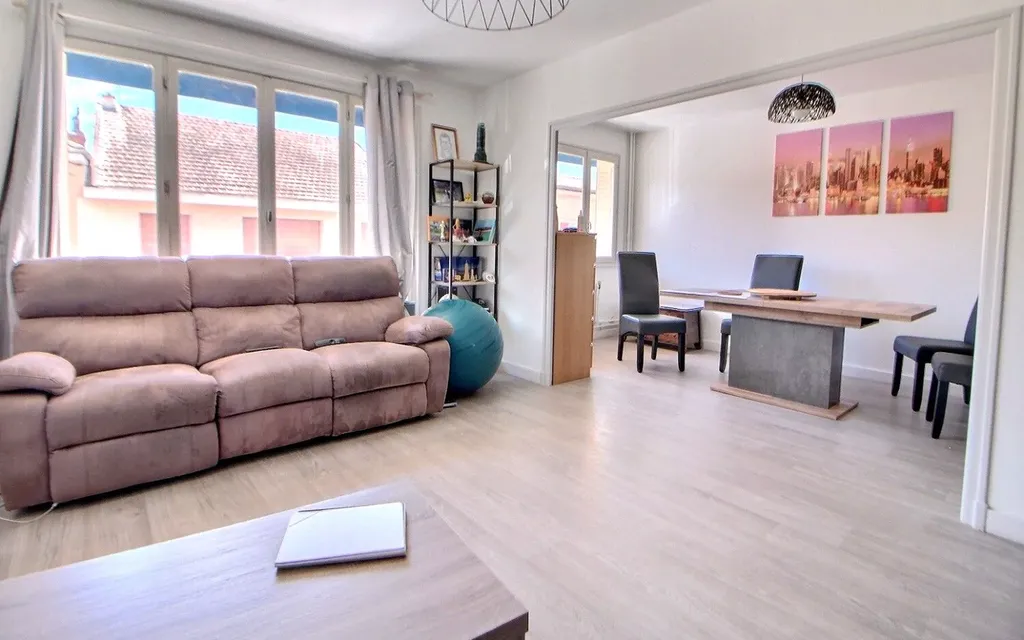 Achat appartement à vendre 4 pièces 71 m² - Roanne