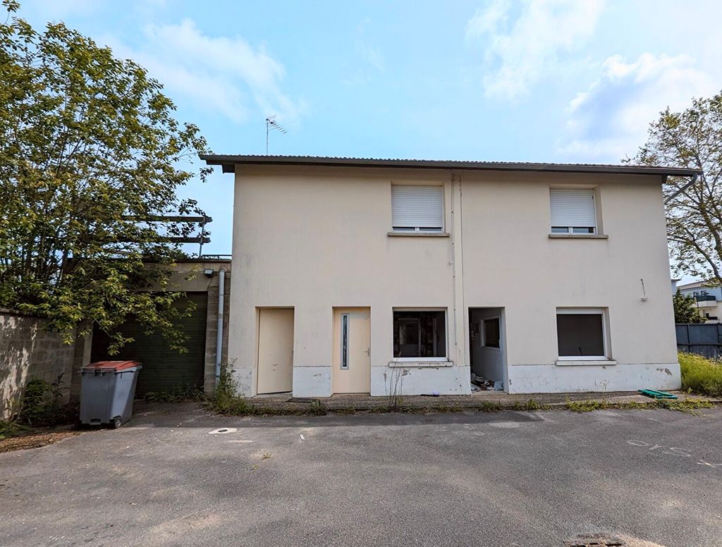 Achat maison à vendre 3 chambres 182 m² - Beauvais