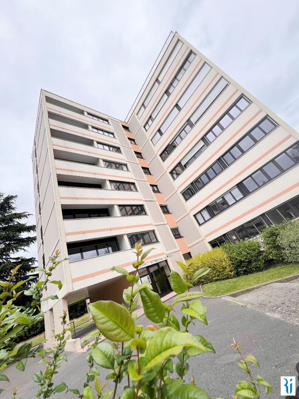 Achat appartement à vendre 4 pièces 112 m² - Mont-Saint-Aignan