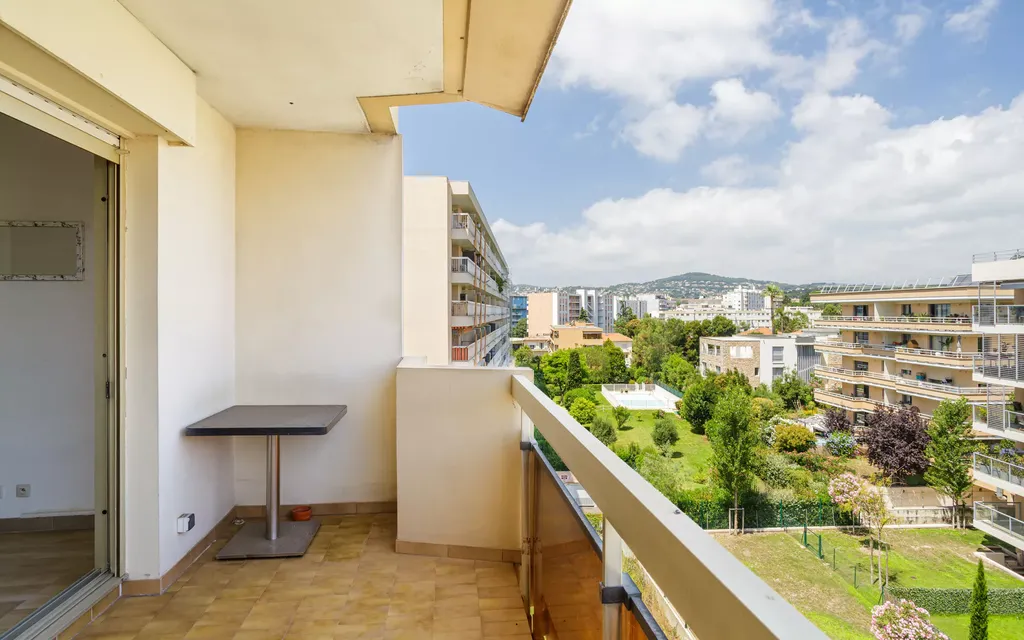 Achat studio à vendre 31 m² - Antibes