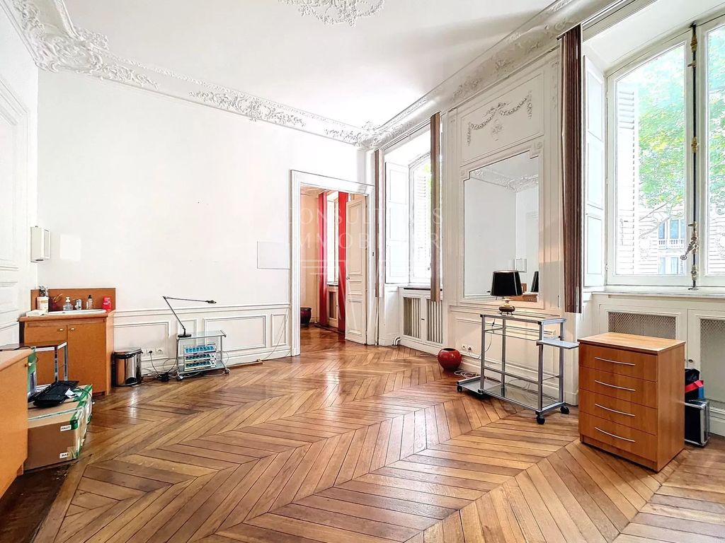 Achat appartement à vendre 2 pièces 63 m² - Paris 8ème arrondissement