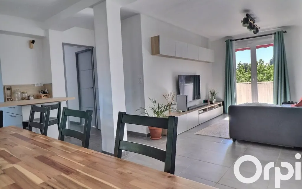 Achat appartement à vendre 3 pièces 64 m² - Aix-en-Provence