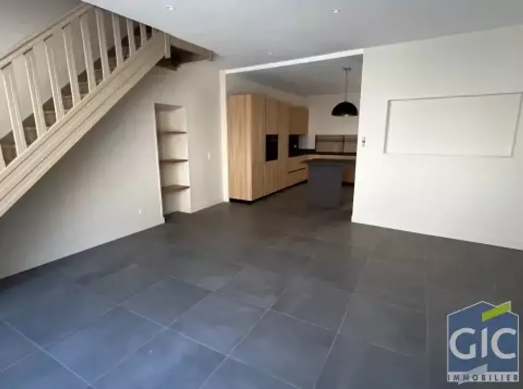 Achat triplex à vendre 6 pièces 140 m² - Caen