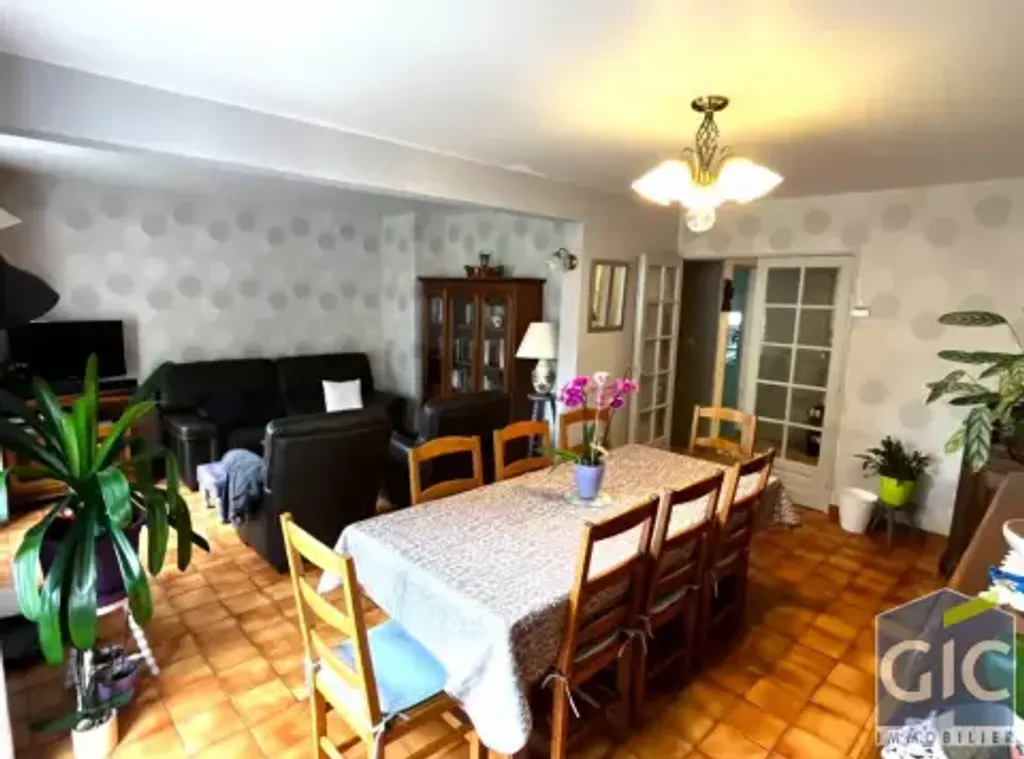 Achat maison à vendre 4 chambres 105 m² - Caen