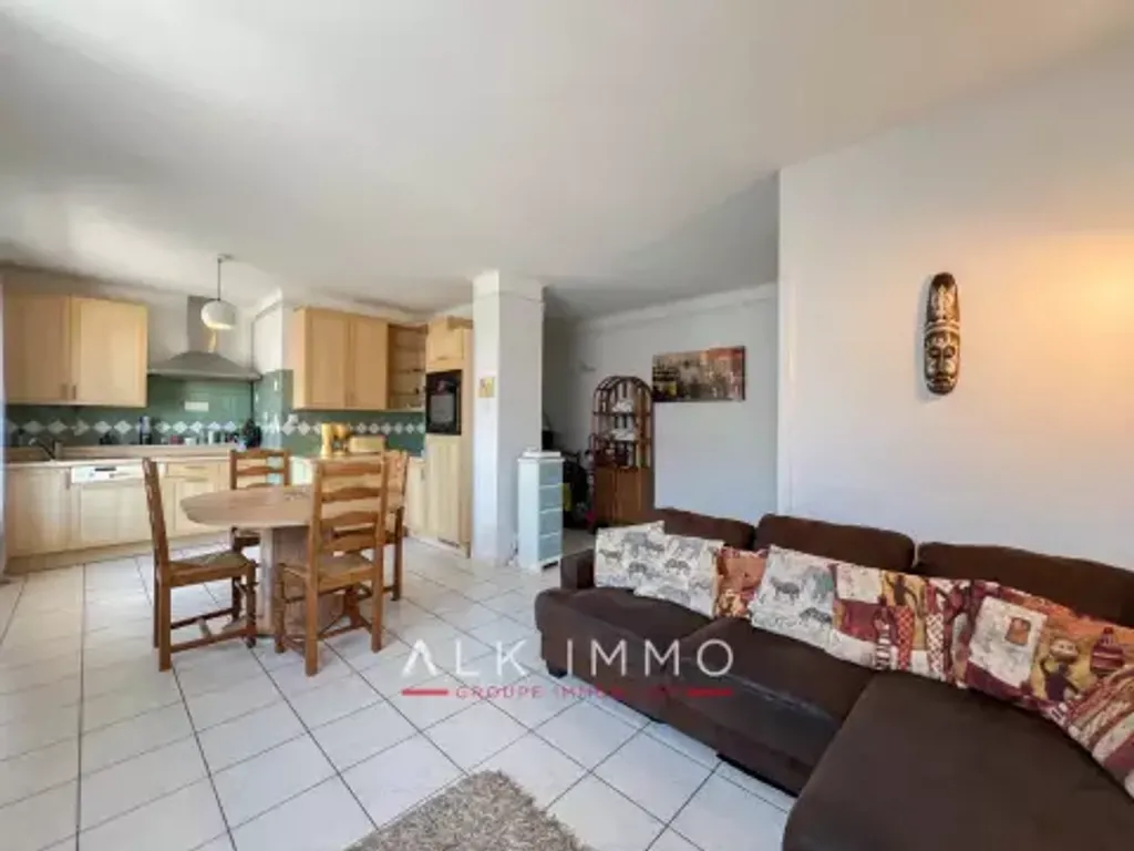 Achat appartement à vendre 3 pièces 59 m² - Annecy